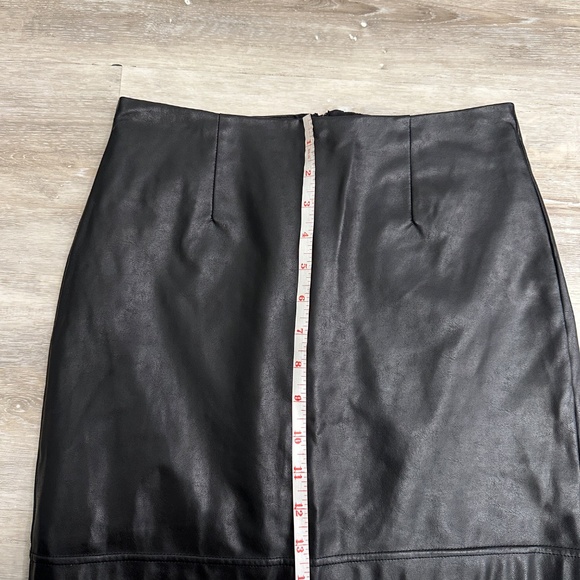 Aritzia Wilfred Oracle Faux Leather Mini Skirt, 0 - Picture 6 of 6
